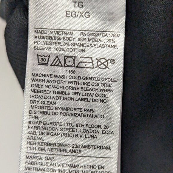 GAP Ribbed Eyelet Flutter Sleeve T-Shirt - Picture 9 of 10